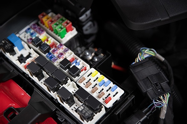How Faulty Car Wiring Can Affect Everyday Driving